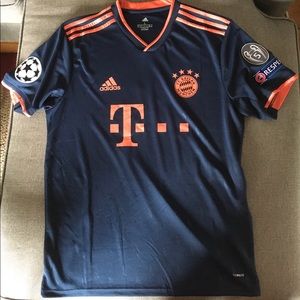 FC Bayern Munich 19-20 Lewandowski jersey
